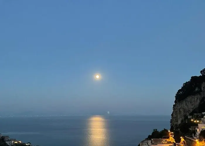 Casa Enzo Con Vista Mare アパート *